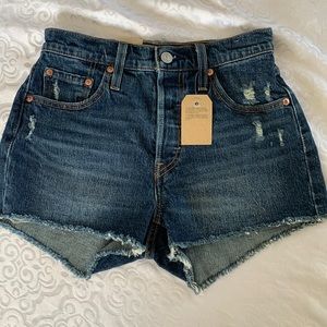 Women’s Levi jean shorts
